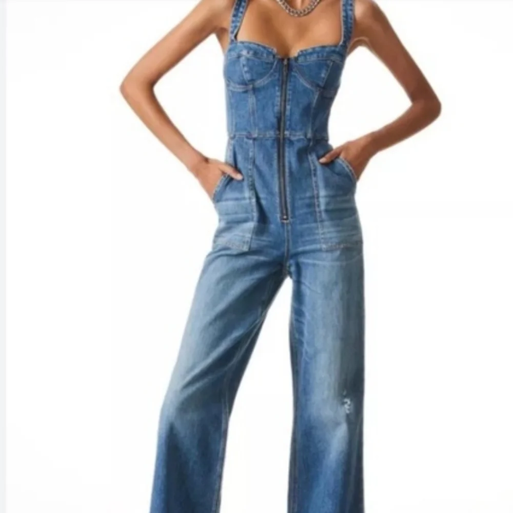 Alice + Olivia Medium Blue Denim Bustier Zip-Front Overalls - Picture 1 of 12